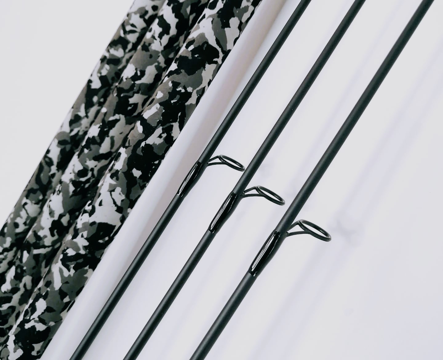 Carbon carp camo custom rod6